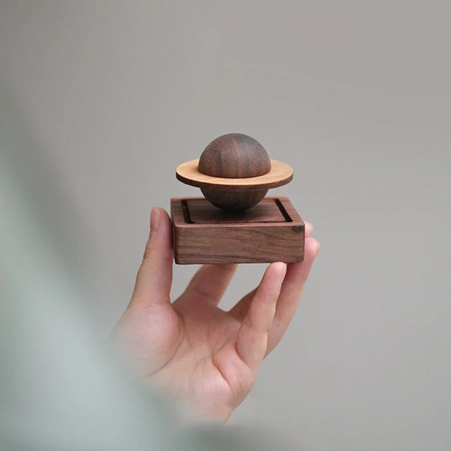 Wooden Scent Diffuser Jupiter Shape Home Decor Fresh Air Dorm Room Jupiter Ball Diffuser Essential Oil Diffuser